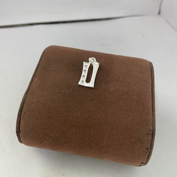 Dije de Plata .925 Letra U – 1.3gr