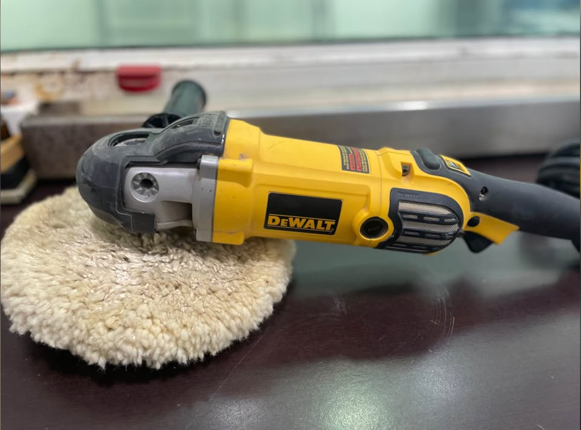 Pulidora DEWALT de 7" Pulgadas