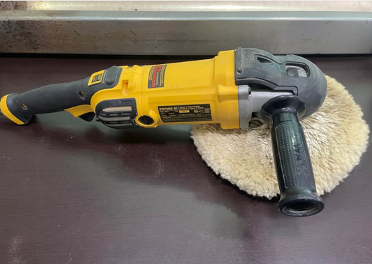 Pulidora DEWALT de 7" Pulgadas