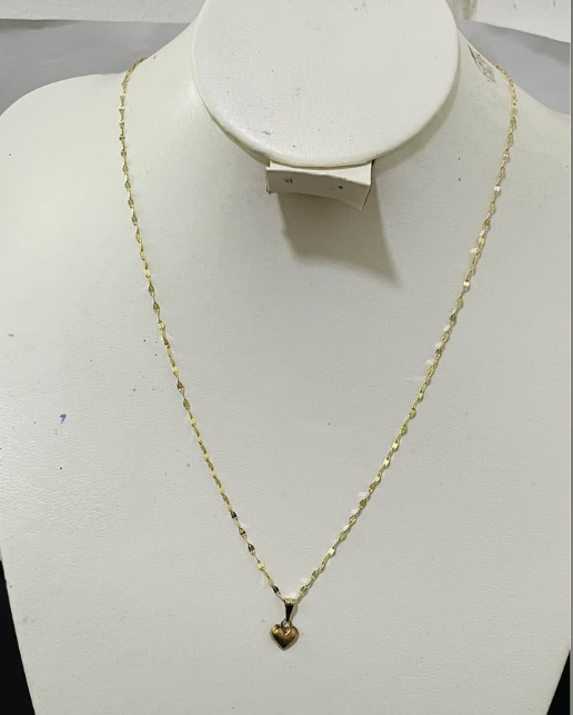 Cadena con Dije de Corazón 10K | 0.80 Gramos | 24 cm Largo