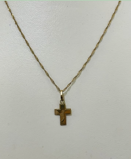 Cadena con Dije de Cruz 10K | 1.5 Gramos | 52 cm Largo