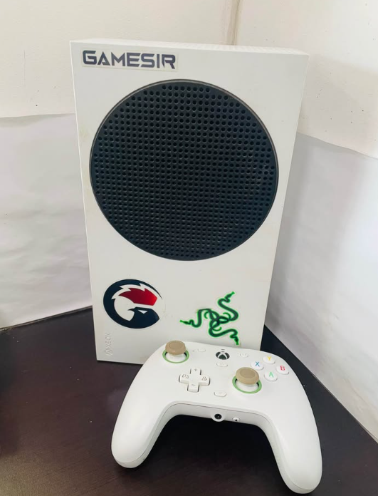 Xbox Series S -512 Gb 1 Control-Usado
