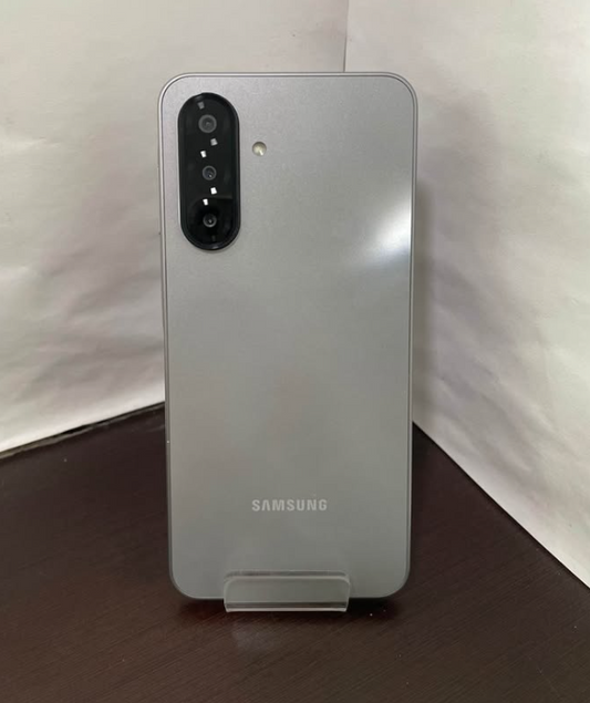 Celular Galaxy A17 / 128gb/ 4 RAM Liberado-USADO