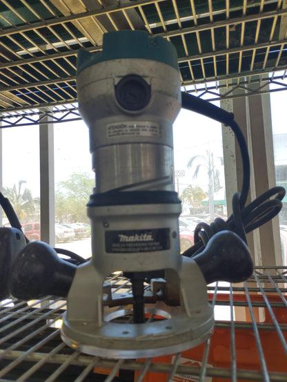 Router Makita RF1101 -USADO