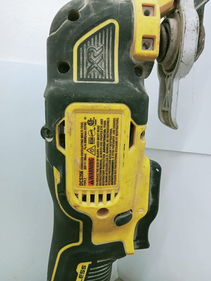 Multiherramienta Oscilante Inalámbrica 20v Máx Dewalt Dcs356-usada