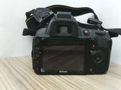 📸Nikon D3100 usada