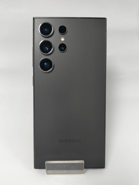 Samsung Galaxy S24 Ultra 256GB, 12GB RAM - Titanium Black (Usado).