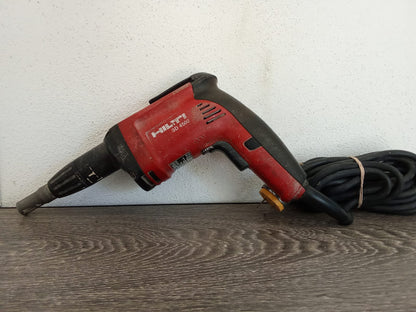 Atornillador alambrico HILTI