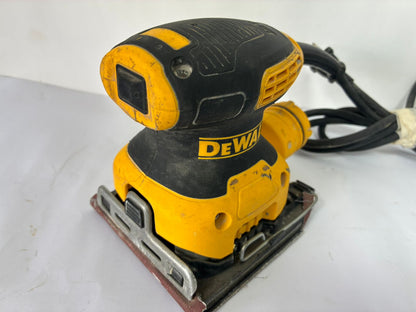 LIJADORA DEWUAL 1/4