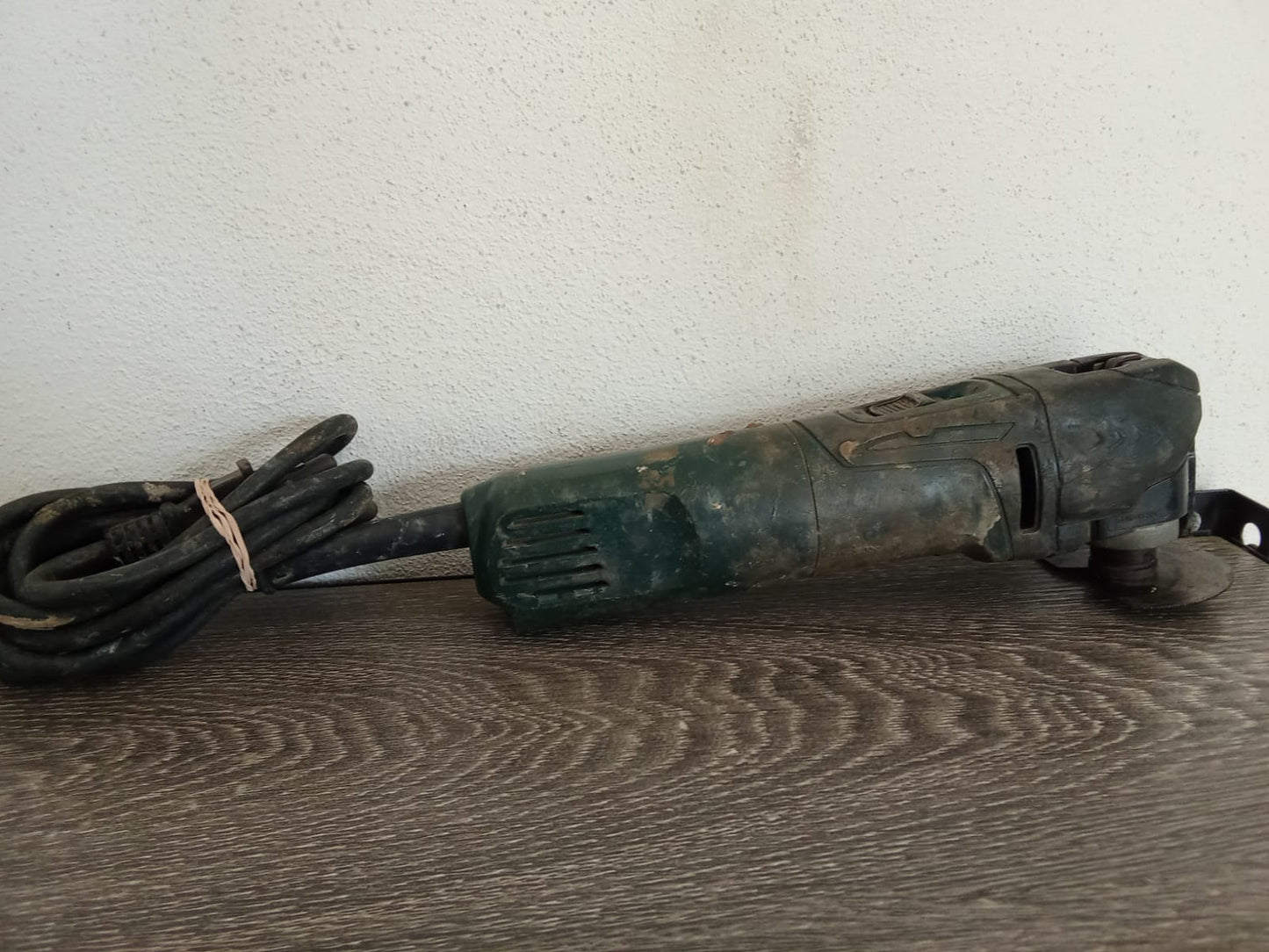 Herramienta oscilante Makita-usado