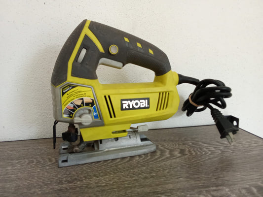 Sierra caladora RYOBI-usada