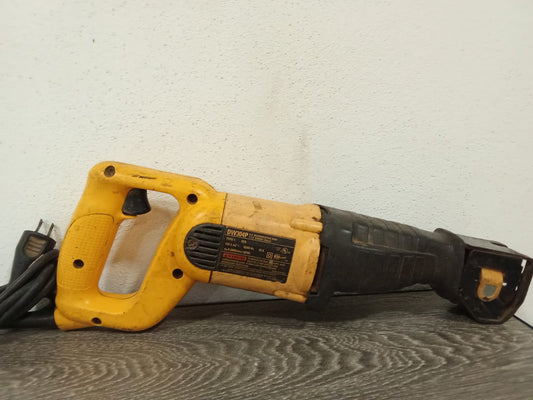 Sierra soso DeWALT-usada