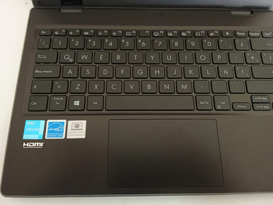 Laptop ASUS-seminuevo