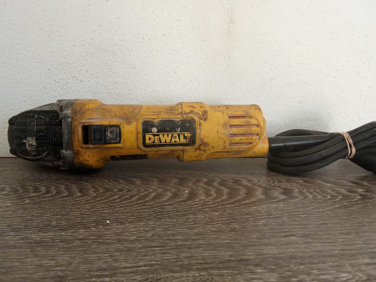 Esmeril DeWALT-usado