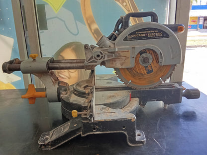 Sierra de inglete Chicago Electric-usado