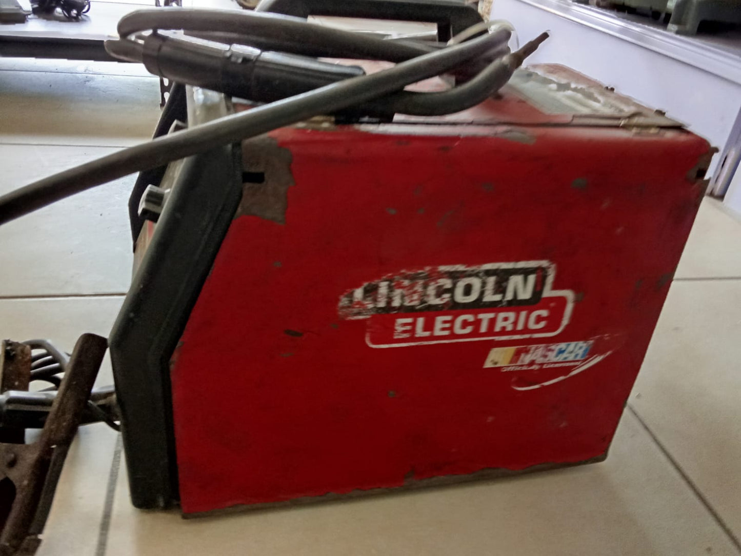 Soldadora de microalambre Lincoln-usada