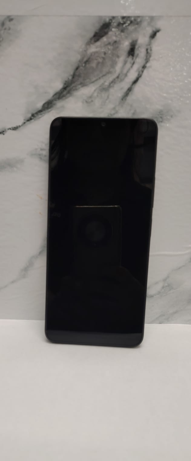 📱 POCO C65 – 256GB / 8GB RAM🔋✨