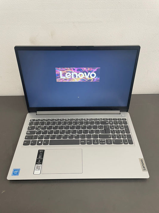 Laptop Lenovo – Intel Celeron / SSD 236 GB / 8 GB RAM