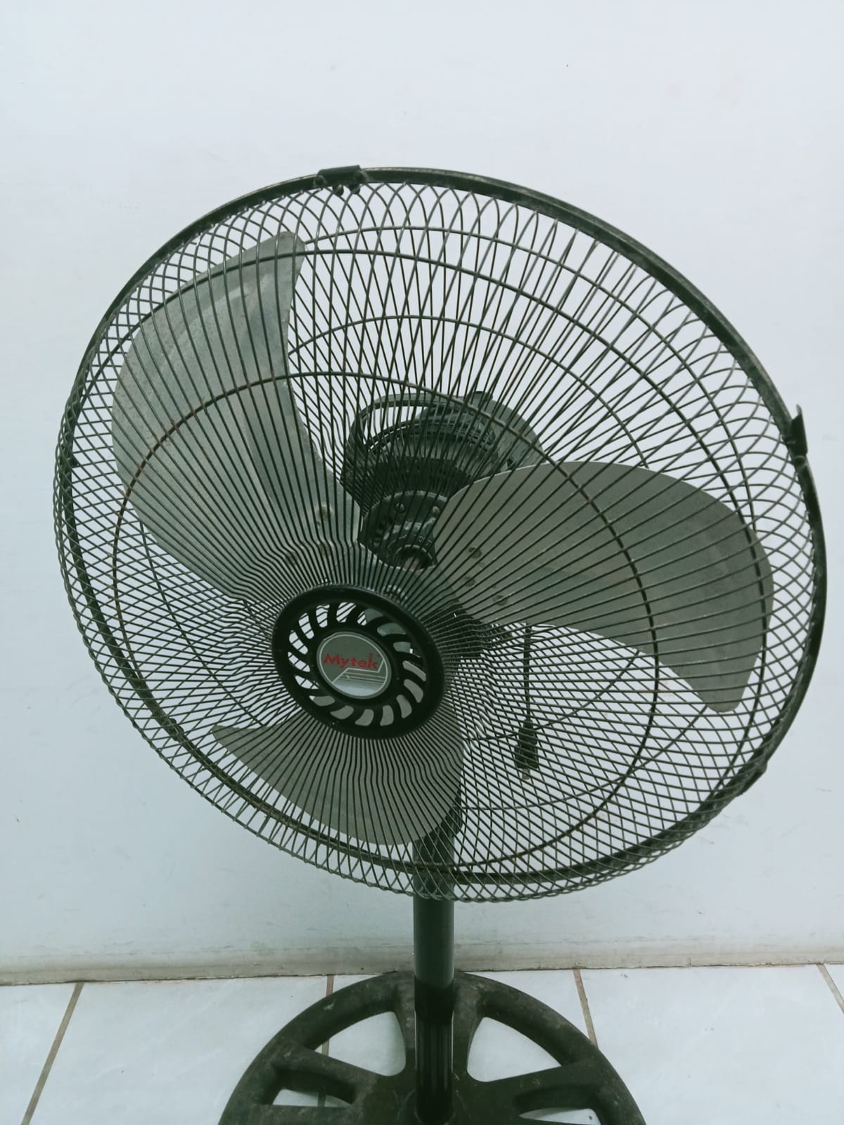 VENTILADOR DE PEDESTAL MYTEK-USADO