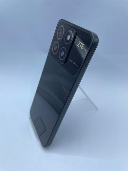 Celular ZTE Blade A35 Negro 64GB 2 RAM