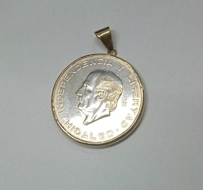 Moneda de 10 Pesos de Hidalgo en Plata con Incrustación de Oro de 14k