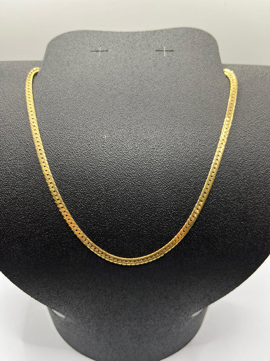 Cadena tipo serpiente — 13.2 g | 14k | 26 cm (abrochada)