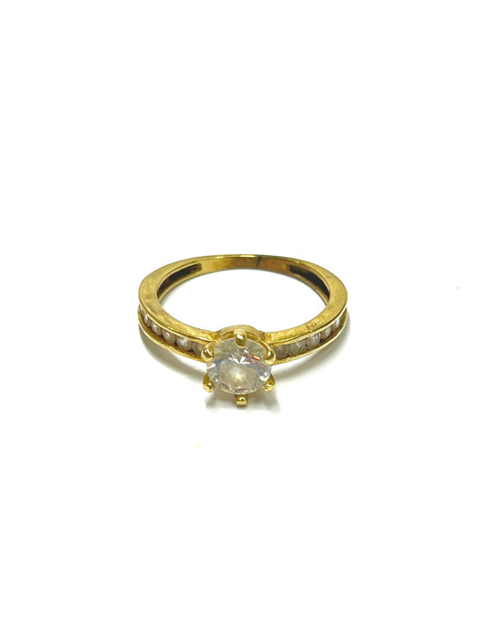 Anillo de Oro Solitario con Piedras Alrededor — 10k | 2.3gr | #7.5
