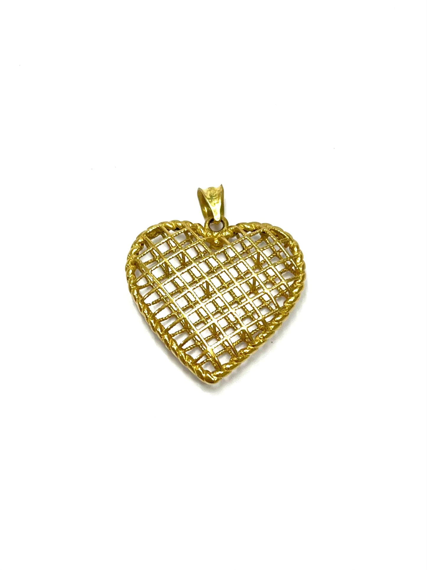Dije de Oro Corazon Malla — 10k | 1.7gr | 2.7cm