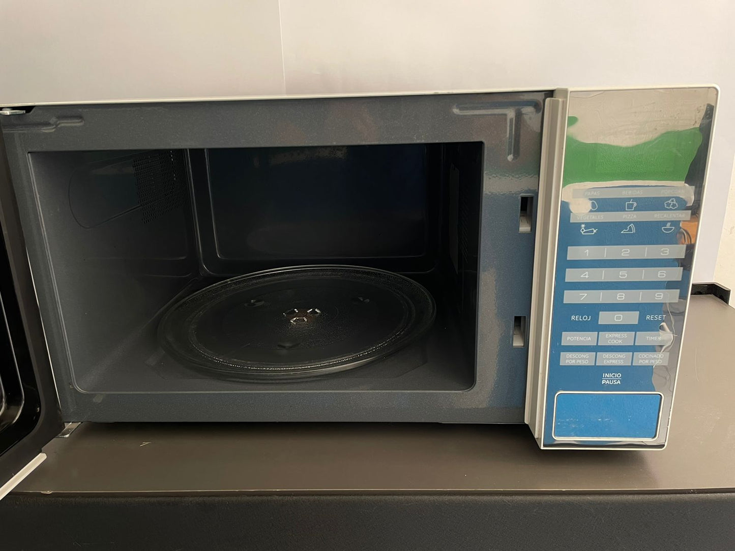 Horno de Microondas General Electric