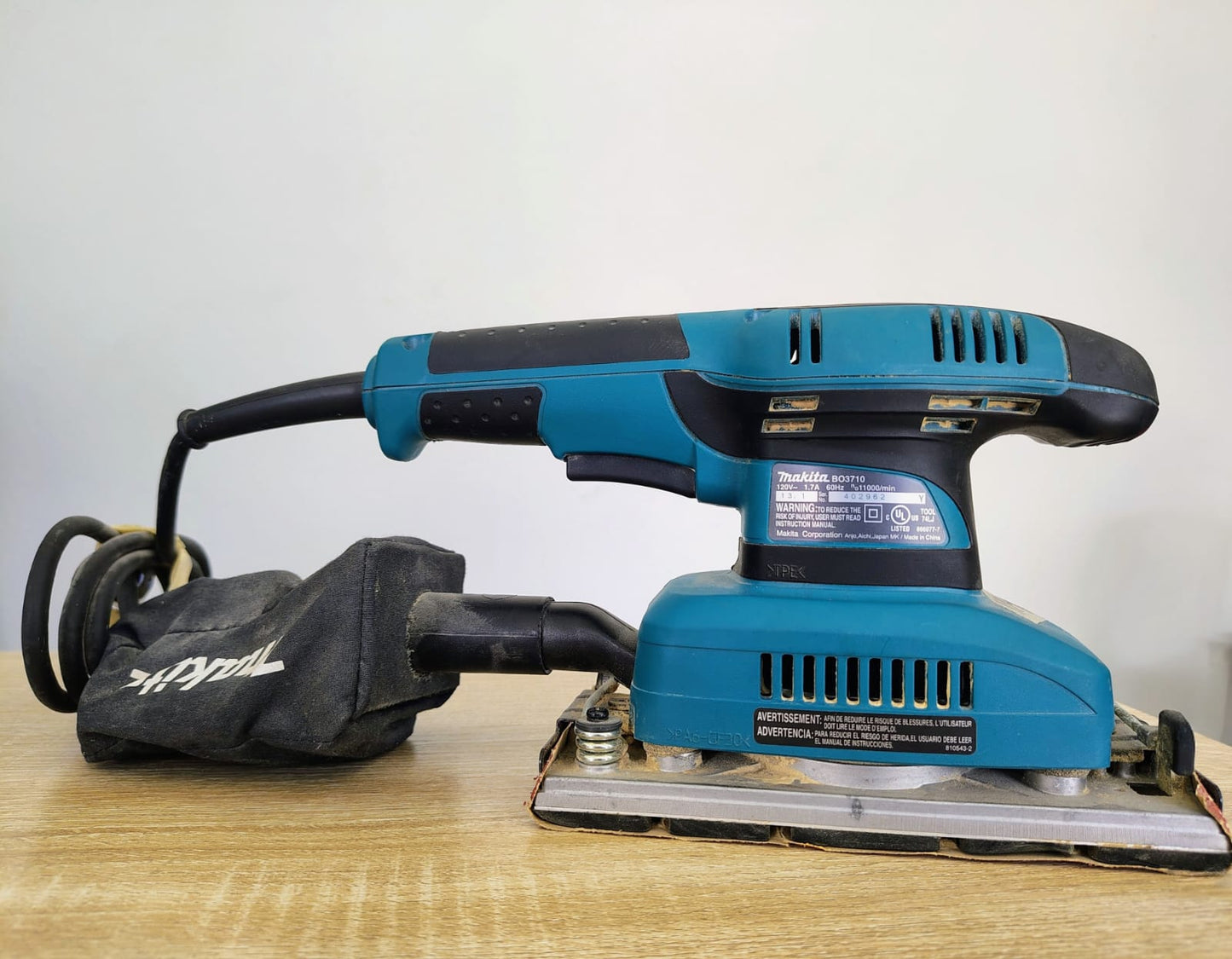 Lijadora Orbital Makita BO3710 – Usada