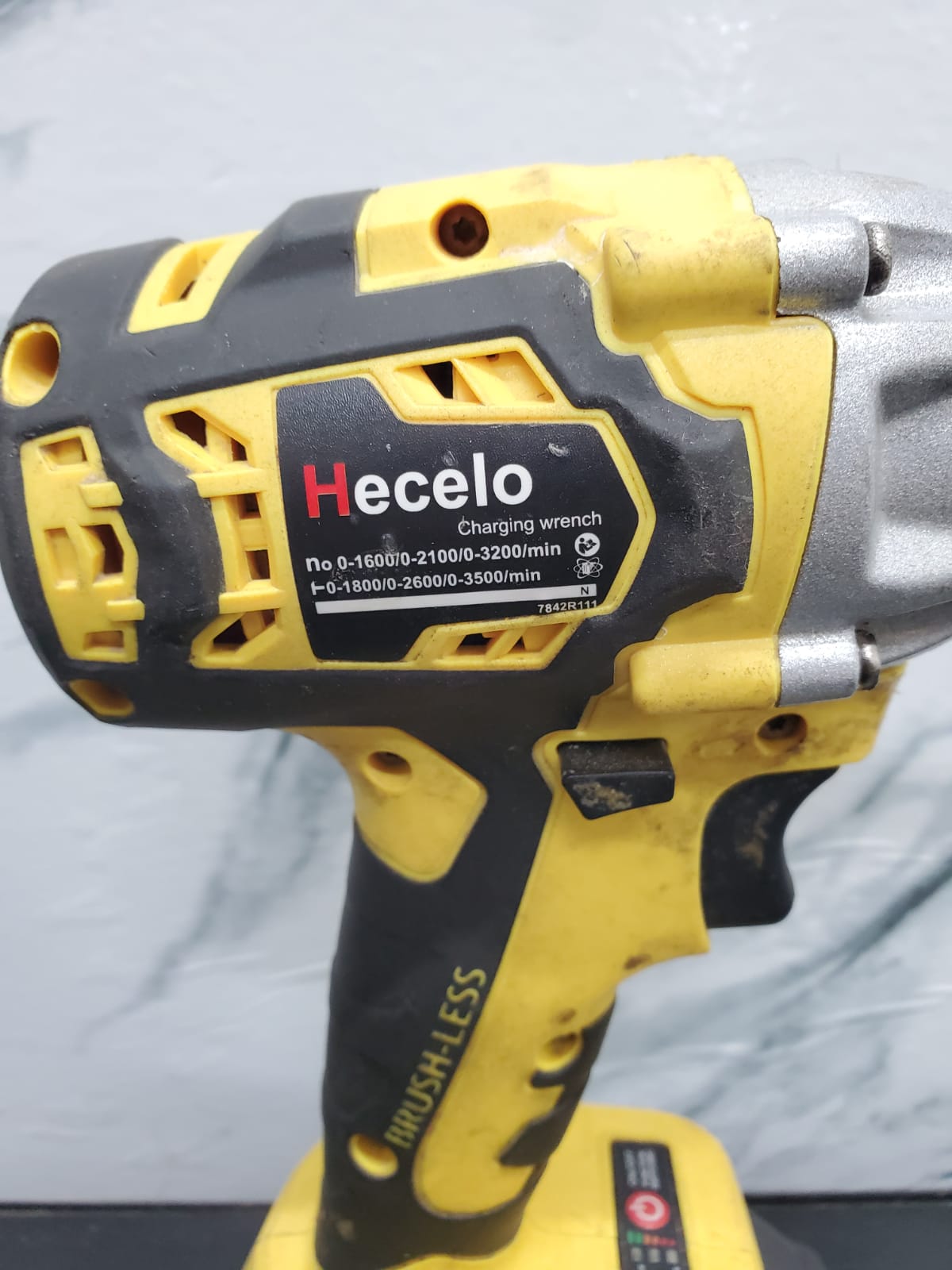 🔩 LLAVE DE IMPACTO INALÁMBRICA – USADA ⚡