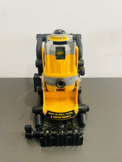 Nivel Láser DeWalt 🔴 Luz Roja | Herramienta Profesional | Usado