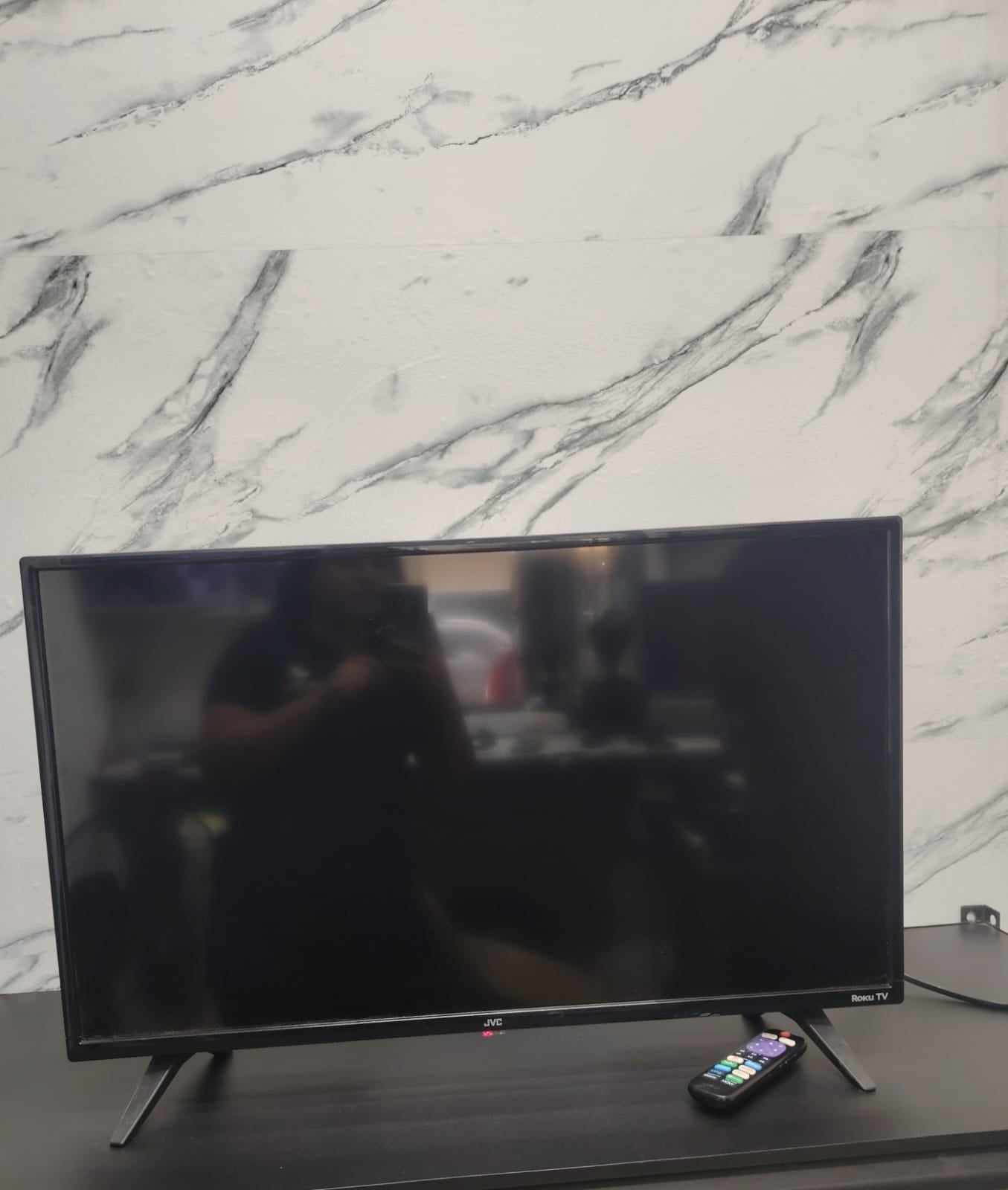 📺 PANTALLA DAEWOO 32” MODELO SI32R – ROKU (SIN CONTROL) 📺