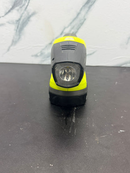 🔋✨ Combo Ryobi: Aspiradora + Lámpara con Cargador ✨🔋