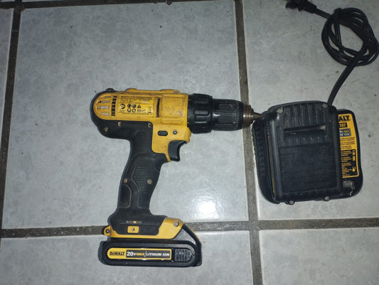 🔋 Taladro Inalámbrico DeWalt Modelo DCD771 🔋