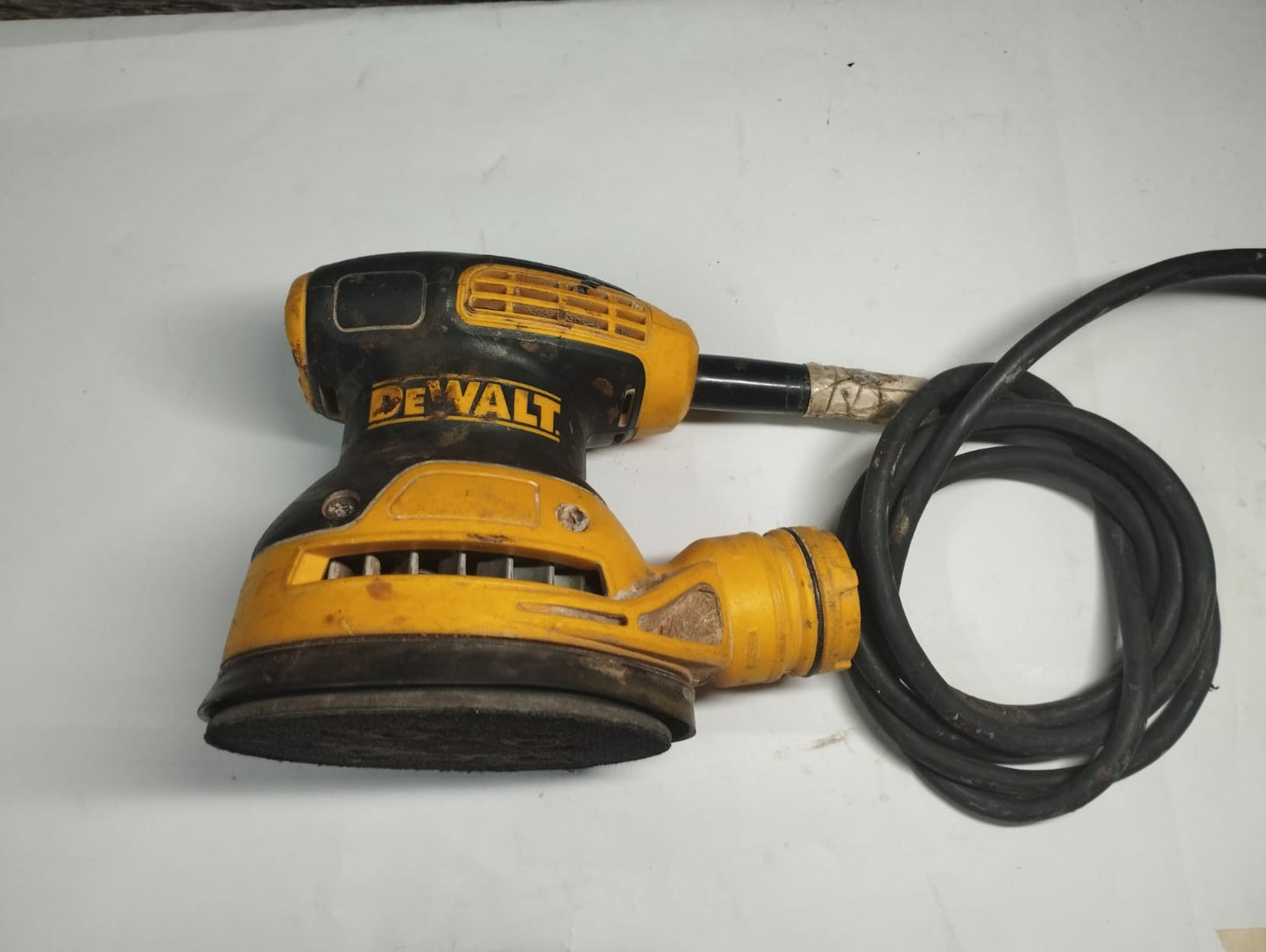 🪵 Lijadora Usada DeWalt Modelo DWE6421-B3 🪵