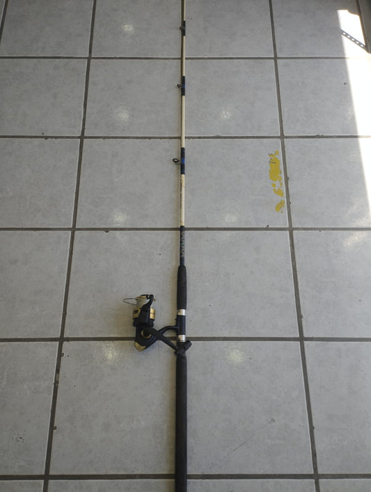 🎣 Caña de Pescar Usada con Carrete Shakespeare 🎣