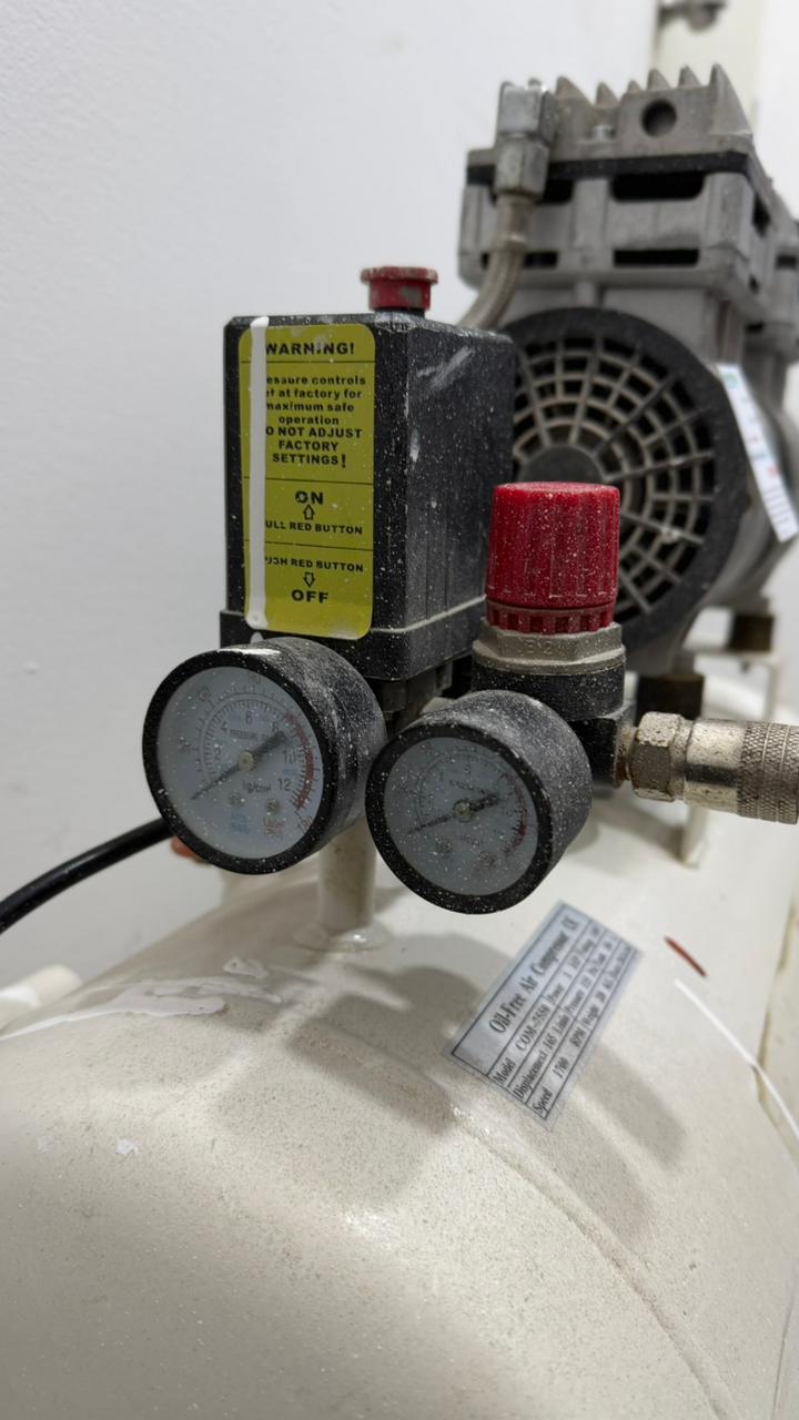 COMPRESOR OAKLAND COM-7550 TANK 50 LITROS
