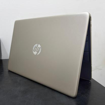 💻✨ Laptop HP 15-EF2505LA | Ryzen 7 5700U | 8GB RAM | 512GB SSD NVMe ✨💻