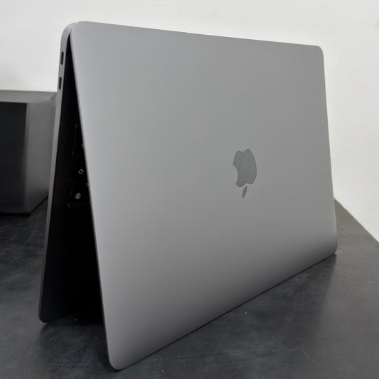 MacBook Air 13" M1 | 256GB SSD | 8GB RAM