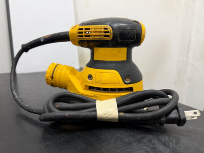 🛠️ Lijadora DEWALT DWE6421 🛠️