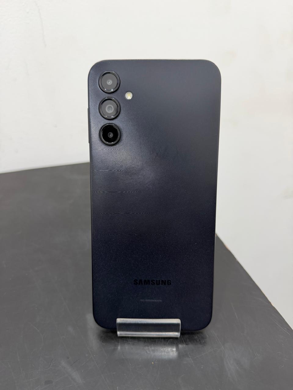 🔥 Samsung Galaxy A14 – 64GB | 4GB RAM 🔥