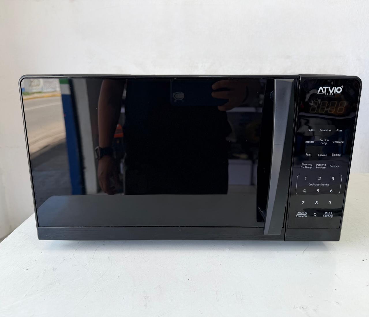 🍽️🔥 ¡Microondas Atvio ATVC07BK en venta! 🔥🍽️