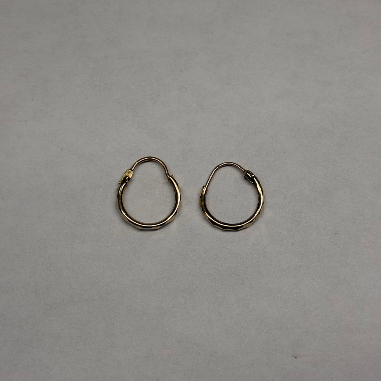 ✨💛 ARETES DE ORO 10K | 0.7 GRAMOS 💛✨