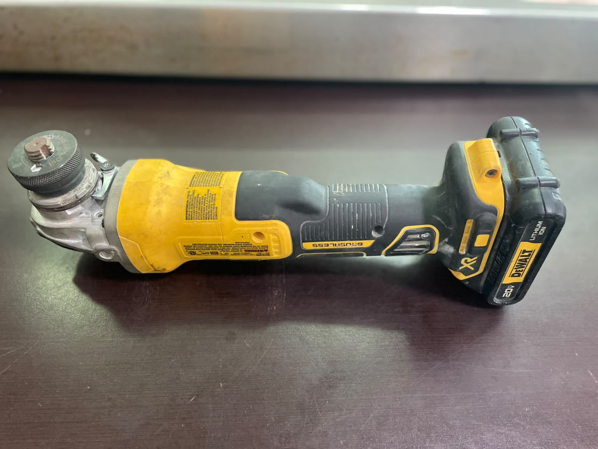Esmeriladora Inalámbrica DeWalt- Usado