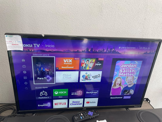 Pantalla Smart TV 32 pulgadas JVC / Rokutv-Usado