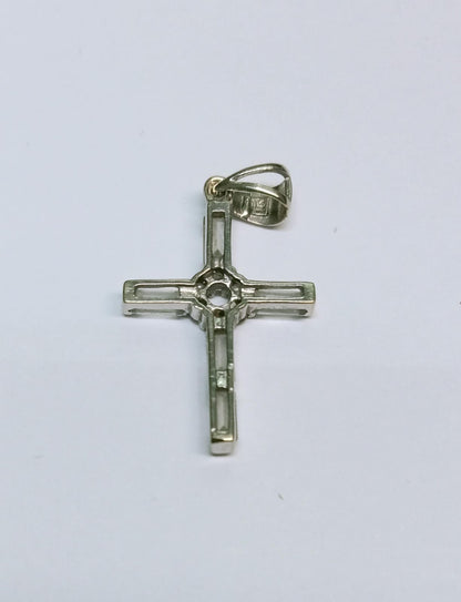 Dije Cruz en Oro 14K con Piedra Sintética – 1.1g