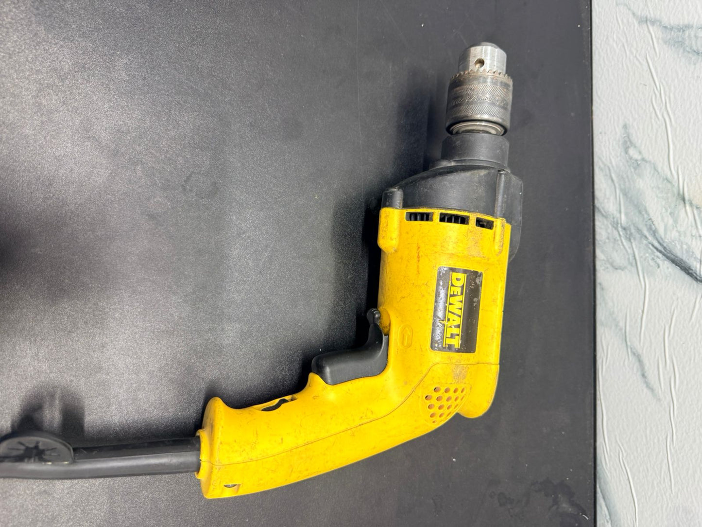 🔩🔌 Taladro DeWalt con Cable 🔌🔩