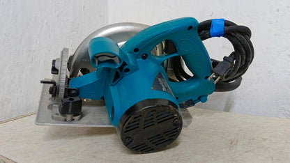 SIERRA CIRCULAR MAKITA SIN ACCESORIOS
