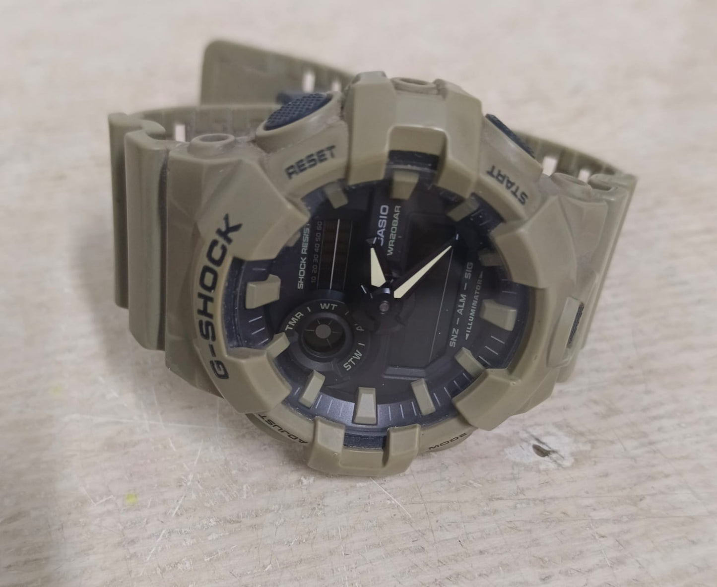 Reloj tipo pulsera CASIO g-shock, usado